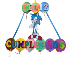 Cargar imagen en el visor de la galería, Triángulo de Foami Personajes 90cm Niño